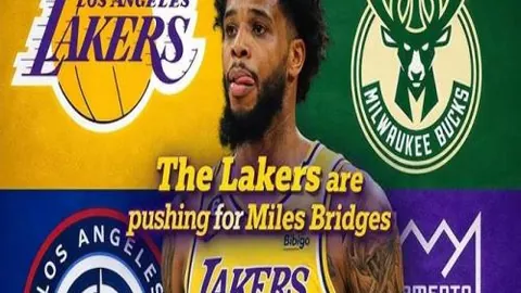 周琦受伤情况揭晓！北京队遇意外打击，医嘱考虑手术，季后赛前景堪忧。